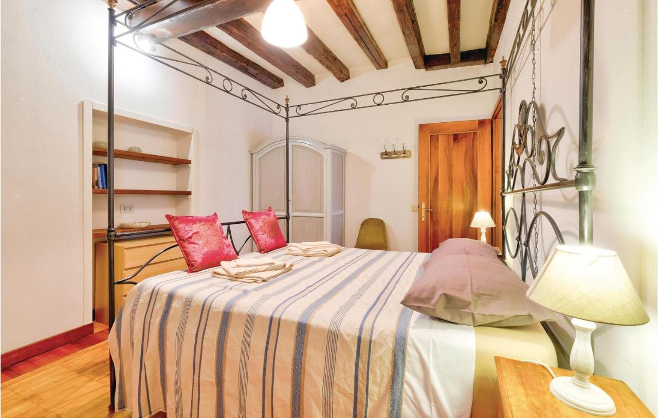 Cadelloca E Della Graticola Apartment Venesia Bagian luar foto